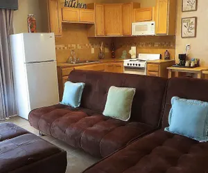 Photo 4 - Inn at Deep Canyon