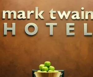 Photo 3 - Mark Twain Hotel