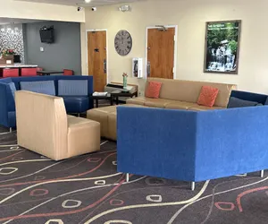 Photo 4 - Travelodge by Wyndham Sturgis