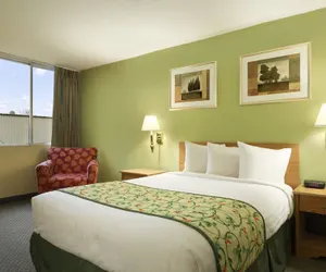 Photo 5 - Travelodge by Wyndham Sturgis