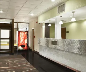Photo 3 - Travelodge by Wyndham Sturgis