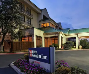 Photo 2 - Hilton Garden Inn San Antonio Airport