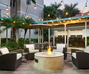 Photo 2 - Residence Inn® by Marriott® Fort Lauderdale City of Plantation