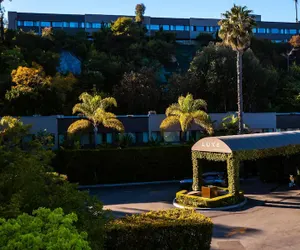 Photo 2 - Luxe Sunset Boulevard Hotel