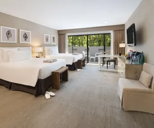 Photo 5 - Luxe Sunset Boulevard Hotel
