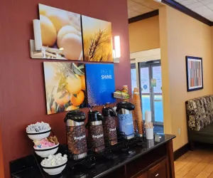 Photo 4 - Comfort Inn Ballston