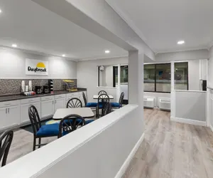 Photo 4 - Days Inn by Wyndham Temple