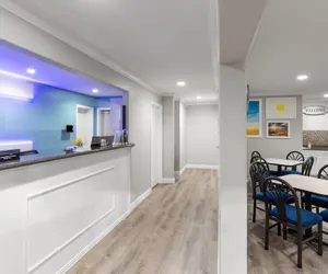 Photo 3 - Days Inn by Wyndham Temple