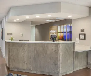 Photo 3 - Hampton Inn New Bern