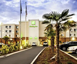 Photo 2 - Holiday Inn Salem, an IHG Hotel