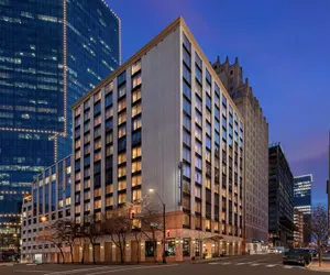 Photo 2 - Embassy Suites by Hilton Fort Worth Downtown