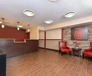 Photo 3 - Red Roof Inn Marietta