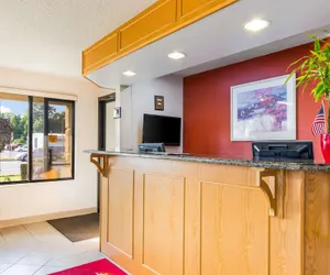 Photo 5 - Econo Lodge Norwalk