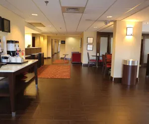 Photo 4 - Hampton Inn Sumter