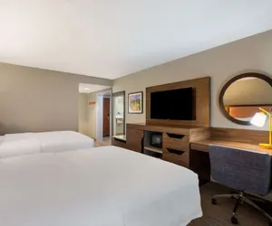 Photo 2 - Hampton Inn by Hilton Philadelphia / Willow Grove