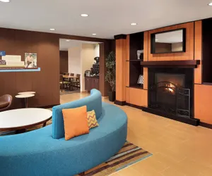 Photo 2 - Fairfield Inn & Suites by Marriott Minneapolis Bloomington/Mall of America
