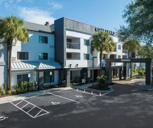 Photo 2 - Courtyard by Marriott Tampa North/I-75 Fletcher