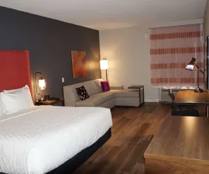 Photo 5 - La Quinta Inn & Suites by Wyndham Lewisville