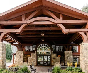 Photo 2 - The Wyoming Inn of Jackson Hole