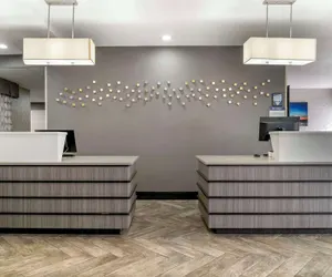 Photo 4 - Best Western Beacon Inn