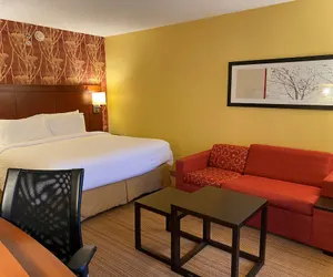 Photo 2 - Spark by Hiton Bettendorf Quad Cities