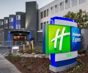 Photo 2 - Holiday Inn Express Mountain View - S Palo Alto, an IHG Hotel