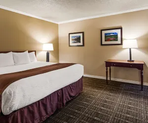 Photo 5 - Best Western Lakewood