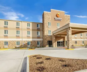 Photo 2 - Comfort Inn & Suites Salina North