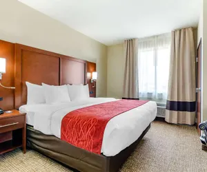 Photo 5 - Comfort Inn & Suites Salina North