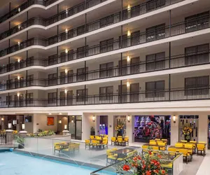 Photo 5 - Embassy Suites by Hilton Anaheim North