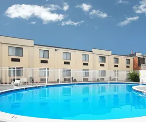 Photo 2 - Quality Inn Seekonk - Providence