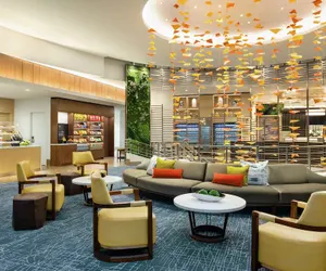 Photo 3 - DoubleTree by Hilton Chicago - Magnificent Mile