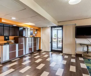 Photo 3 - Motel 6 Kenly, NC