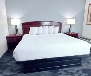 Photo 5 - Baymont by Wyndham Michigan City