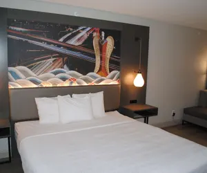 Photo 4 - Best Western Plus Dragon Gate Inn