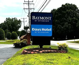 Photo 2 - Days Hotel by Wyndham Williamsburg I-64