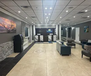 Photo 5 - Days Hotel by Wyndham Williamsburg I-64