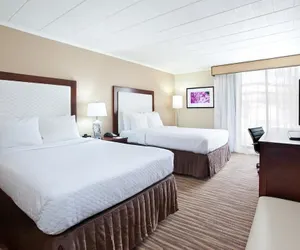Photo 5 - Pittsburgh Plaza Hotel