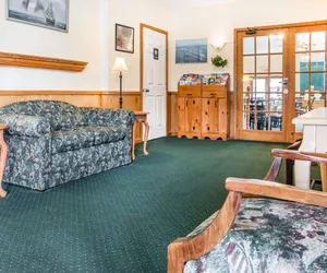 Photo 4 - Quality Inn & Suites Mackinaw City Beachfront