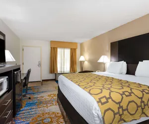 Photo 4 - Baymont by Wyndham Tallahassee