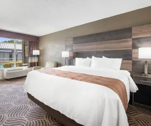 Photo 2 - Quality Inn Concord Kannapolis