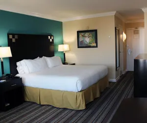 Photo 4 - Holiday Inn Express Van Nuys by IHG