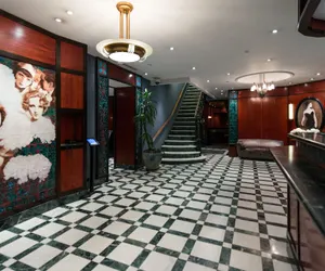 Photo 2 - Washington Square Hotel