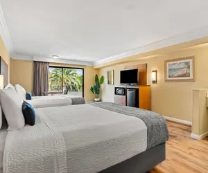 Photo 5 - Travelodge by Wyndham San Clemente Beach
