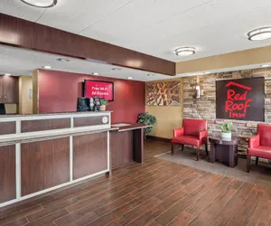 Photo 5 - Red Roof Inn Lansing East – MSU