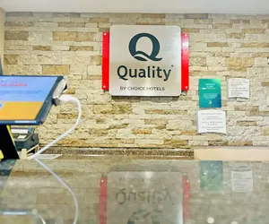 Photo 3 - Quality Inn Raynham - Taunton