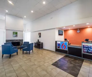 Photo 2 - Motel 6 Irving, TX - Irving DFW Airport East