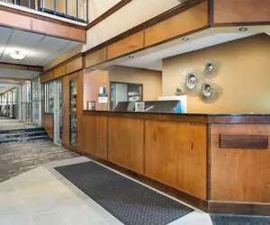 Photo 5 - Best Western Green Bay Inn Conference Center
