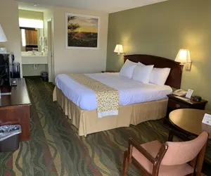 Photo 3 - Days Inn by Wyndham Cartersville