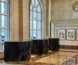 Photo 5 - Hotel Crescent Court